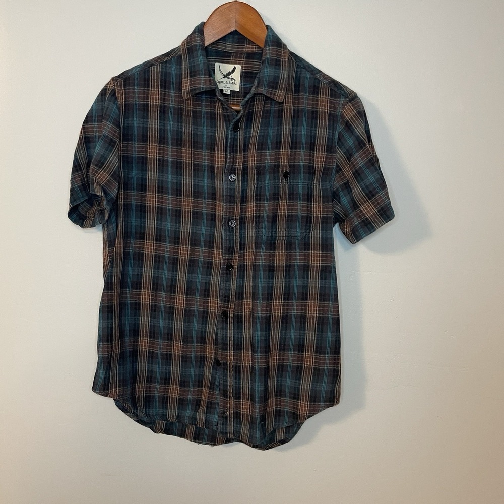 Urban Outfitters Quill & Sabre Men's Green & Plaid Short Sleeve Shirt Size M